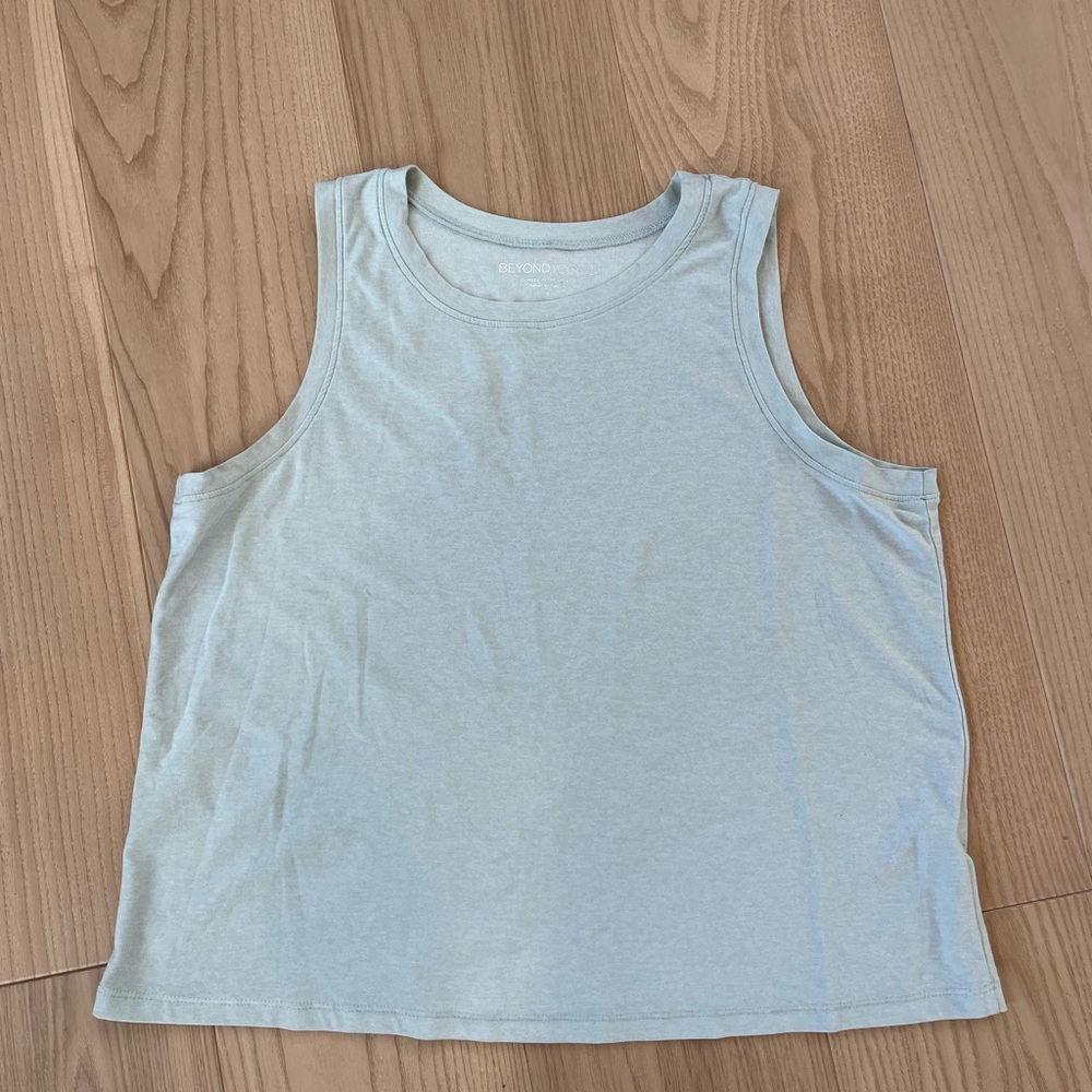 Beyond Yoga Featherweight Rebalance Tank